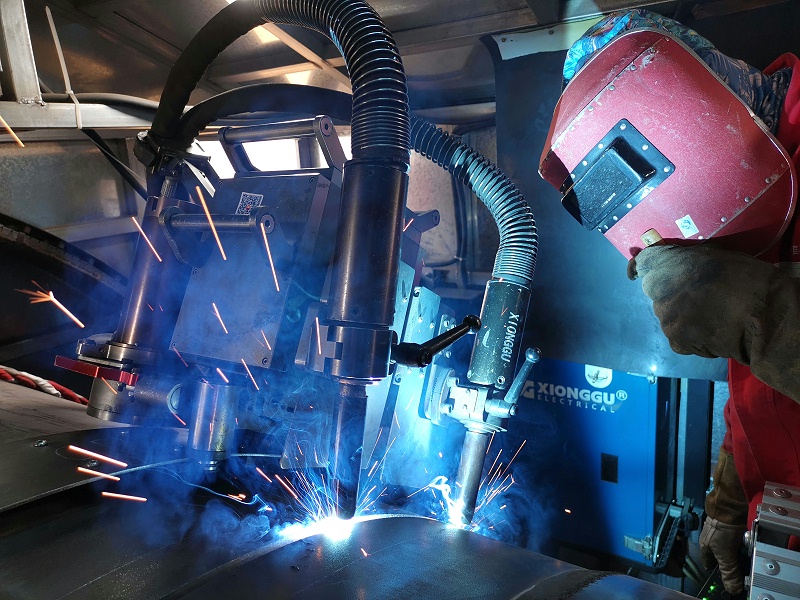 管道自动焊接机